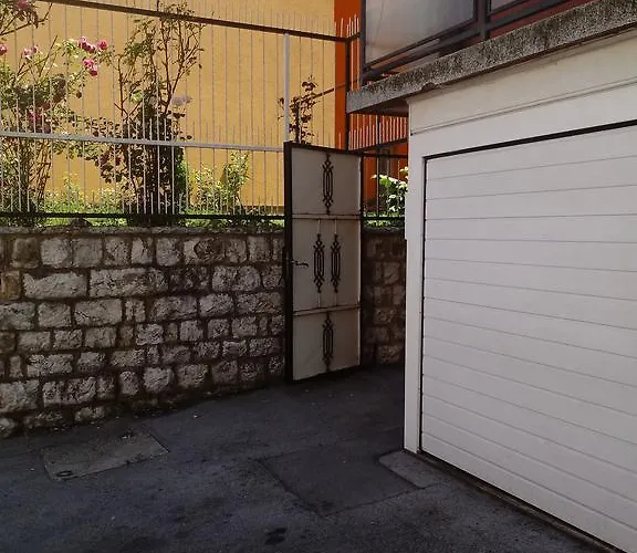 شقة ستان سراييفو